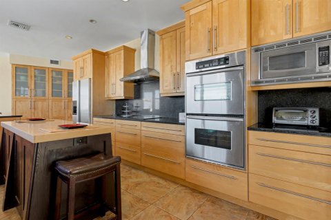 Copropriété à vendre à Fort Lauderdale, Floride: 4 chambres, 435.9 m2 № 2158307 - photo 10