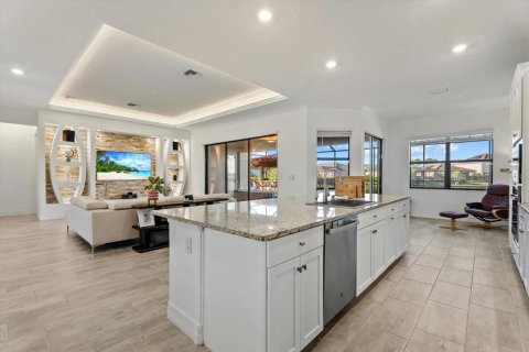 Villa ou maison à vendre à Bradenton, Floride: 3 chambres, 216.09 m2 № 2423799 - photo 16