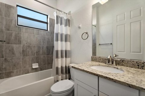 Villa ou maison à vendre à Bradenton, Floride: 3 chambres, 216.09 m2 № 2423799 - photo 22