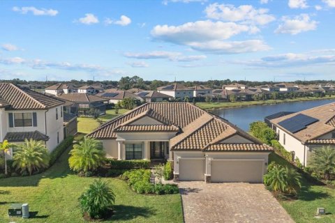 Villa ou maison à vendre à Bradenton, Floride: 3 chambres, 216.09 m2 № 2423799 - photo 5