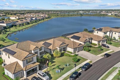 Villa ou maison à vendre à Bradenton, Floride: 3 chambres, 216.09 m2 № 2423799 - photo 7