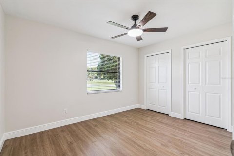 House in Tavares, Florida 2 bedrooms, 91.6 sq.m. № 2229766 - photo 23