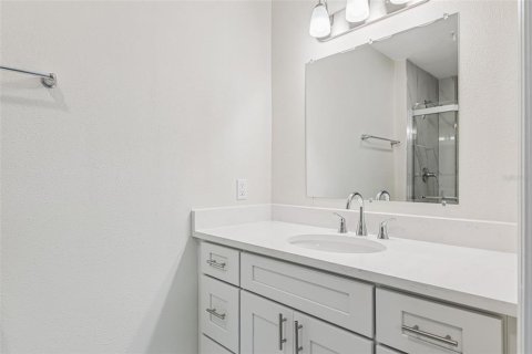 House in Tavares, Florida 2 bedrooms, 91.6 sq.m. № 2229766 - photo 22