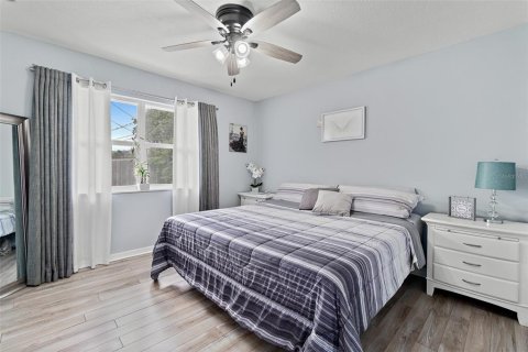 House in Palm Bay, Florida 2 bedrooms, 102.01 sq.m. № 1818954 - photo 17
