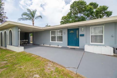 House in Palm Bay, Florida 2 bedrooms, 102.01 sq.m. № 1818954 - photo 21