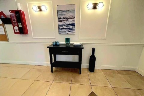 Condominio en alquiler en Lauderhill, Florida, 1 dormitorio, 86.21 m2 № 2245649 - foto 4