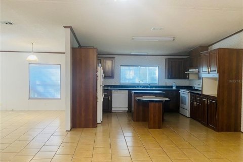 Appartement à louer à Brooksville, Floride: 4 chambres, 185.8 m2 № 2309879 - photo 11