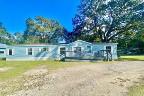 Appartement à louer à Brooksville, Floride: 4 chambres, 185.8 m2 № 2309879 - photo 2