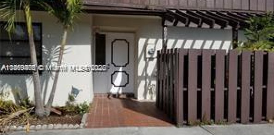 Таунхаус в Мирамар, Флорида 3 спальни № 1979576