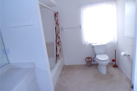 House in Venice, Florida 2 bedrooms, 176.79 sq.m. № 1829035 - photo 12