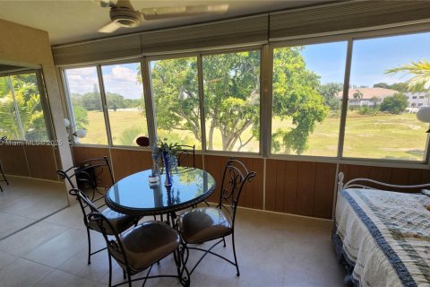 Condo in Deerfield Beach, Florida, 2 bedrooms  № 1981589 - photo 21