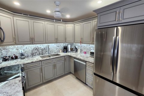 Condo in Deerfield Beach, Florida, 2 bedrooms  № 1981589