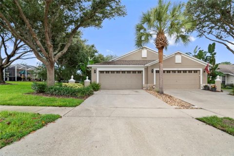 Casa en venta en Fish Hawk, Florida, 3 dormitorios, 169.83 m2 № 1901581 - foto 1