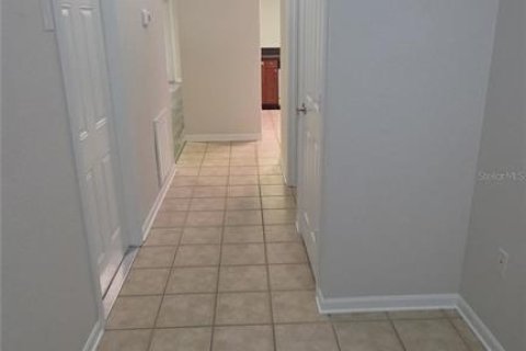 Adosado en alquiler en Tampa, Florida, 3 dormitorios, 169.27 m2 № 1819440 - foto 12