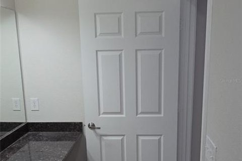 Adosado en alquiler en Tampa, Florida, 3 dormitorios, 169.27 m2 № 1819440 - foto 15