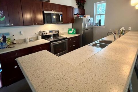 House in Gainesville, Florida 3 bedrooms, 119.94 sq.m. № 2239679 - photo 8