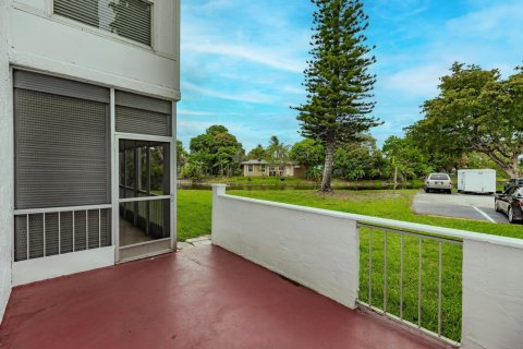 Copropriété à vendre à Lauderdale Lakes, Floride: 2 chambres, 102.38 m2 № 2244595 - photo 16