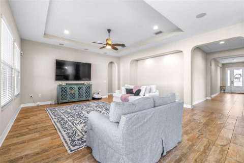 Villa ou maison à vendre à Wesley Chapel, Floride: 4 chambres, 270.35 m2 № 2152403 - photo 13