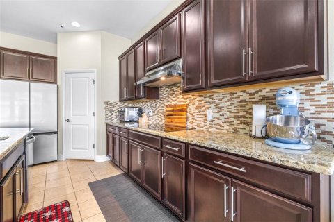 Villa ou maison à vendre à Wesley Chapel, Floride: 4 chambres, 270.35 m2 № 2152403 - photo 18