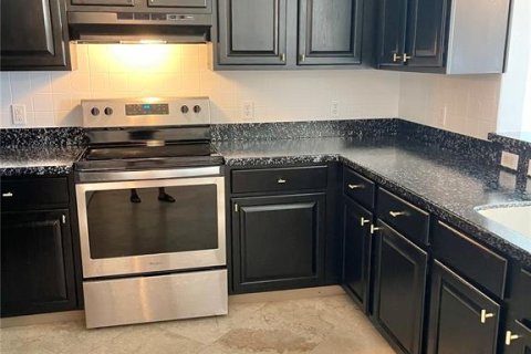 Condominio en alquiler en Sarasota, Florida, 2 dormitorios, 100.8 m2 № 1917161 - foto 2