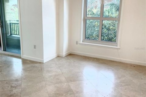 Condominio en alquiler en Sarasota, Florida, 2 dormitorios, 100.8 m2 № 1917161 - foto 13