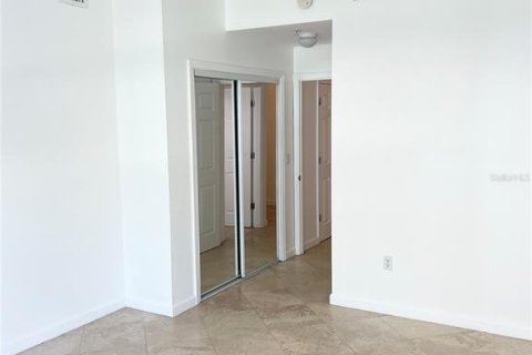 Condominio en alquiler en Sarasota, Florida, 2 dormitorios, 100.8 m2 № 1917161 - foto 10