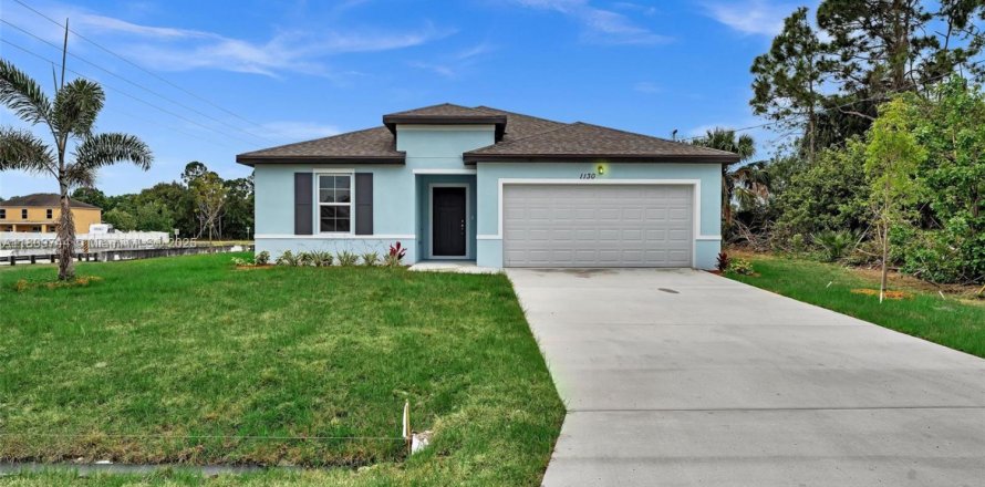 House in Port St. Lucie, Florida 4 bedrooms, 170.01 sq.m. № 1752476