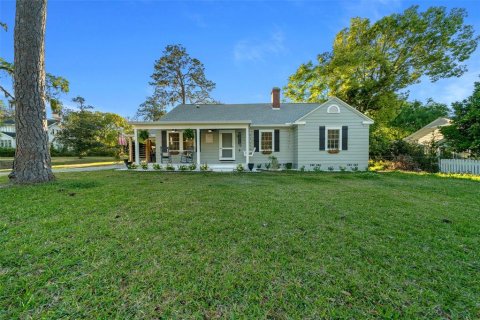 House in Ocala, Florida 3 bedrooms, 183.11 sq.m. № 1609864 - photo 1