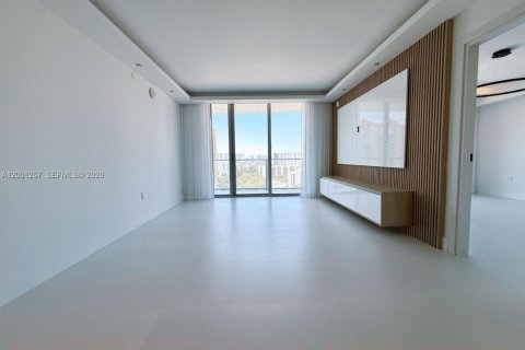 Кондоминиум с 2 спальнями в Санни-Айлс-Бич, Флорида № 2065231