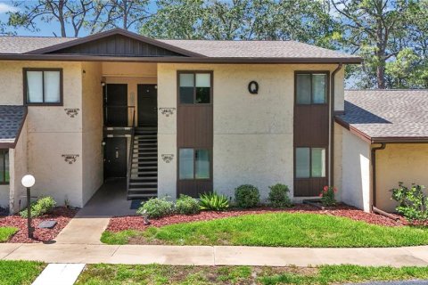 Condominio en venta en Ocala, Florida, 2 dormitorios, 101.91 m2 № 1630837 - foto 1