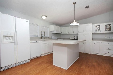Apartment in Plant City, Florida 4 bedrooms, 168.52 sq.m. № 1679354 - photo 15