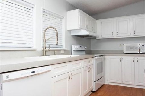 Apartment in Plant City, Florida 4 bedrooms, 168.52 sq.m. № 1679354 - photo 17