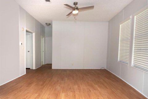 Apartment in Plant City, Florida 4 bedrooms, 168.52 sq.m. № 1679354 - photo 18