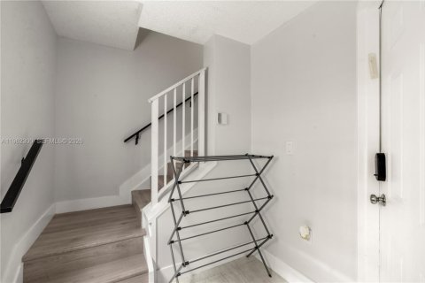Купить таунхаус в Авентура, Флорида 4 спальни, 137.59м2, № 2024980 - фото 5