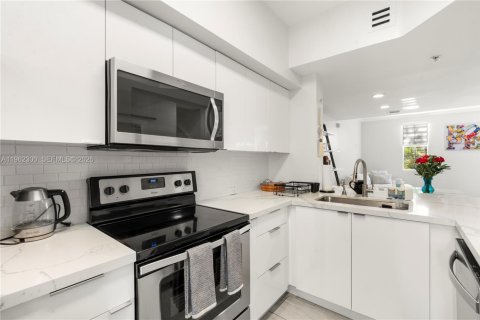 Купить таунхаус в Авентура, Флорида 4 спальни, 137.59м2, № 2024980 - фото 14