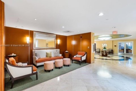 Condominio en venta en Miami, Florida, 1 dormitorio, 111.3 m2 № 1864105 - foto 21