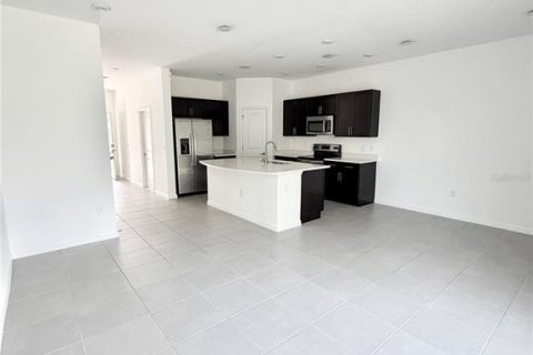 Touwnhouse à louer à Kissimmee, Floride: 3 chambres, 127.55 m2 № 2403195 - photo 4