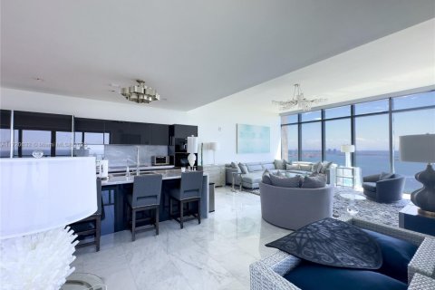 Copropriété à vendre à Miami, Floride: 3 chambres, 197.14 m2 № 2088612 - photo 5