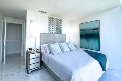 Copropriété à vendre à Miami, Floride: 3 chambres, 197.14 m2 № 2088612 - photo 16