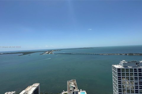 Copropriété à vendre à Miami, Floride: 3 chambres, 197.14 m2 № 2088612 - photo 24