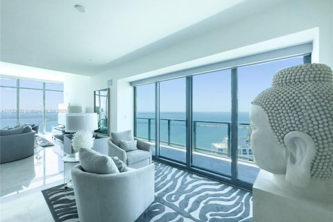 Copropriété à vendre à Miami, Floride: 3 chambres, 197.14 m2 № 2088612 - photo 4