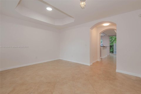 Townhouse in Dania Beach, Florida 3 bedrooms, 150.04 sq.m. № 1937371 - photo 3