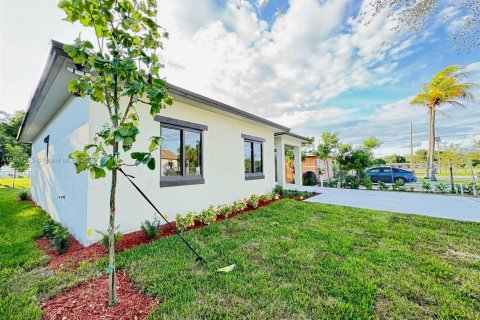 Casa en alquiler en Fort Lauderdale, Florida, 3 dormitorios, 143.07 m2 № 1933005 - foto 22