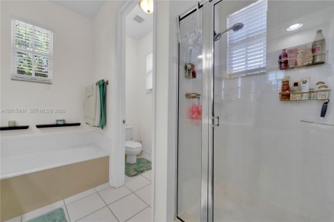 Townhouse in Coconut Creek, Florida 3 bedrooms, 175.4 sq.m. № 2275871 - photo 23