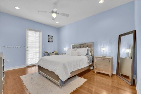 Townhouse in Coconut Creek, Florida 3 bedrooms, 175.4 sq.m. № 2275871 - photo 16