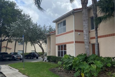 Снять в аренду кондоминиум в Пемброк-Пайнс, Флорида 2 спальни, 79.34м2, № 2005743 - фото 8