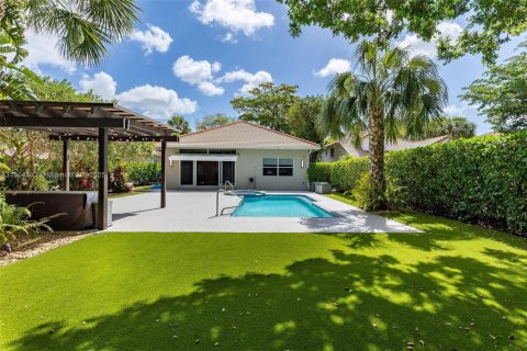 House in Pompano Beach, Florida 4 bedrooms, 249.35 sq.m. № 1739784 - photo 17