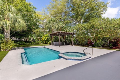 House in Pompano Beach, Florida 4 bedrooms, 249.35 sq.m. № 1739784 - photo 21