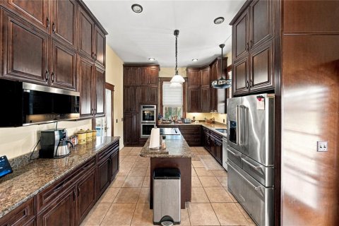 Casa en venta en Bartow, Florida, 6 dormitorios, 364.18 m2 № 2391561 - foto 10