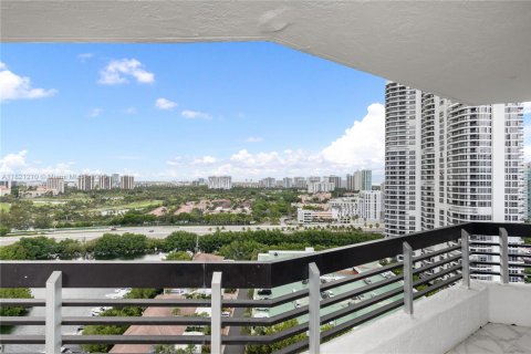 Condominio en venta en Aventura, Florida, 2 dormitorios, 109.72 m2 № 2154778 - foto 8